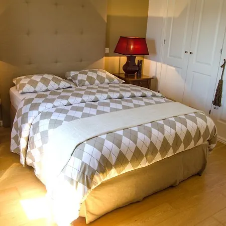 Townhouse Camporeal Villa *