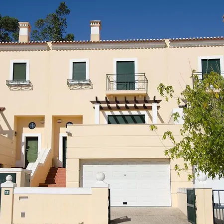 Townhouse Camporeal Villa Turcifal